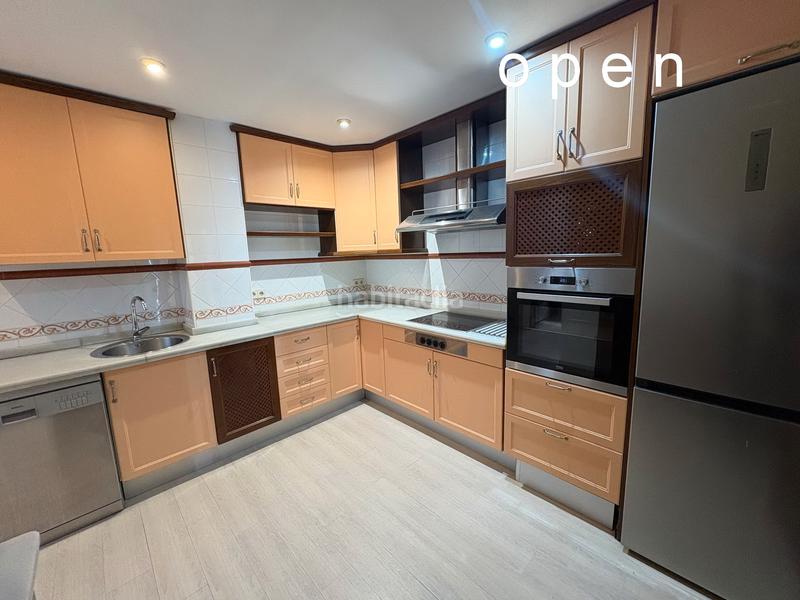 Foto 159cdda3-24e5-4b73-b7cd-91dcd1afa91c. Alquiler piso  exterior con vistas en el centro en Córdoba