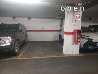 Lloguer Aparcament cotxe a El Brillante -El Naranjo - El Tablero. Plaza de garaje zona camping