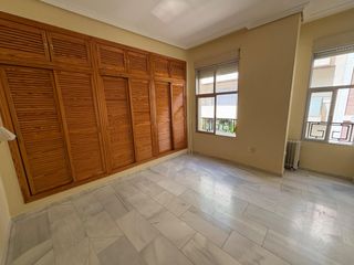 Location Appartement à Centro. Piso exterior en pleno centro de córdoba