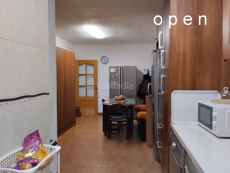 Foto 0c6cd6c9-7513-4a6c-a2f7-74a8b0e84fdb. Piso en pleno Centro , en una ubicación ideal. en Córdoba