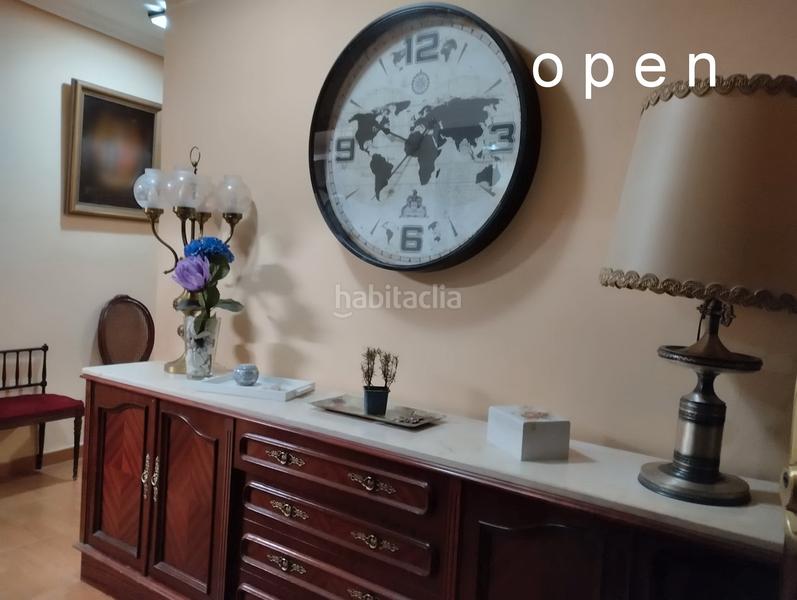 Foto 3b7ceaf8-266a-463d-beb7-a1518a6967c3. Piso en pleno Centro , en una ubicación ideal. en Córdoba