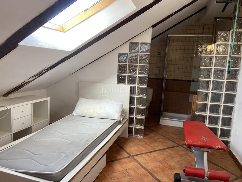 Foto ea922983-d2a8-4562-8276-b3761d721f6b. Piso original vivienda en plaza de la iglesia junto a la calahorra en Córdoba