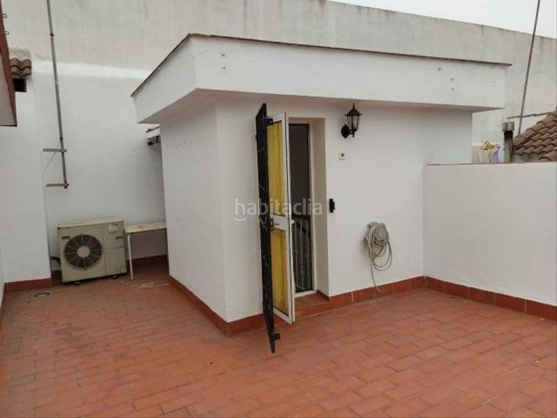 Foto a0deec00-1511-4275-85a5-3f0c4cc3b00b. Casa a schiera con parcheggio in casco histórico - ribera - san basilio Córdoba