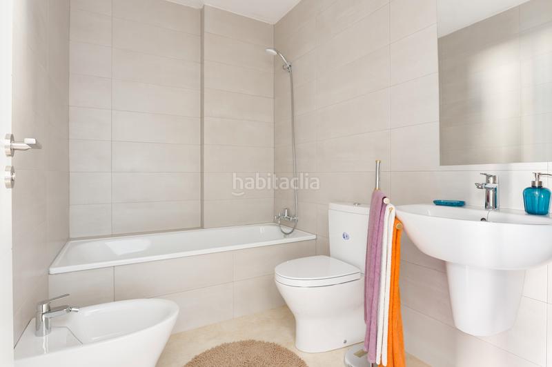 Foto 678e2fc2-d248-447b-ba62-8a5baf2d0fca. Casa a schiera 182m<sup>2</sup> con parcheggio piscina in Marismas del Polvorín Huelva