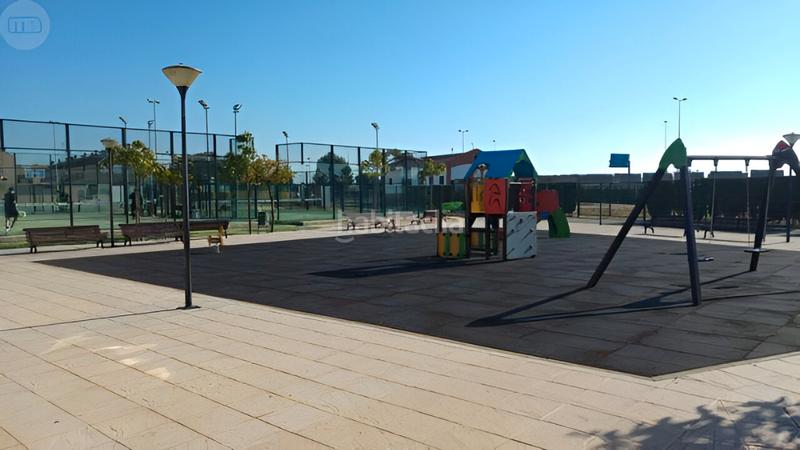 Foto f5dca717-d1da-4540-a7db-87d551c2d687. Casa a schiera 182m<sup>2</sup> con parcheggio piscina in Marismas del Polvorín Huelva
