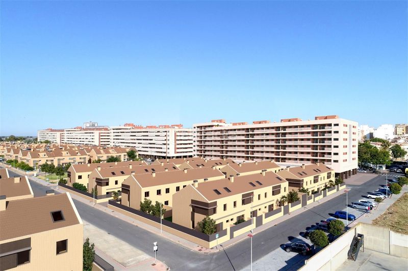 Foto e4deff08-c152-4d47-b279-68abbaf81b67. Pis 108m<sup>2</sup> amb aparcament piscina a Marismas del Polvorín Huelva