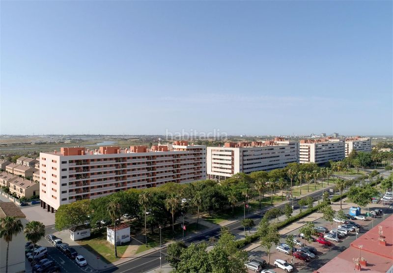 Foto f105241a-38d8-456f-9c6a-e8a93f42537d. Flat 108m<sup>2</sup> with parking pool in Marismas del Polvorín Huelva