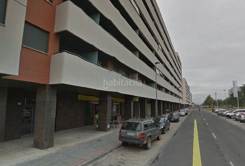 Foto b32aa4c0-595a-4f7b-8965-fded189ad579. Local comercial en calle periodista ángel serradilla 28 ¡¡aproveche la oportunidad!!
ahora por solo 55.900 € en Huelva
