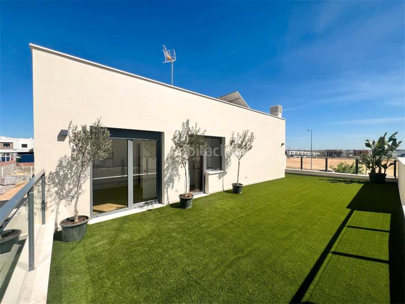 Foto 28d4ff33-0710-444e-b5b3-0a3e4e767593. Casa 184m<sup>2</sup> en Arco Norte - Avda España Dos Hermanas
