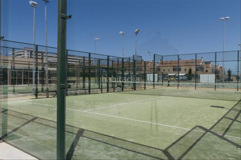 Foto ac68bc97-147f-4cf9-930d-4d0454a912f6. Casa a schiera 182m<sup>2</sup> con parcheggio piscina in Marismas del Polvorín Huelva