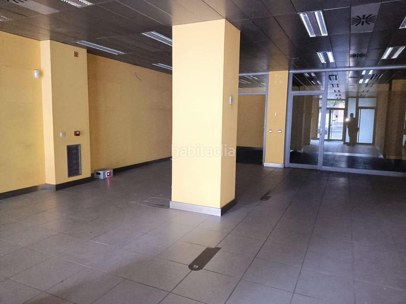 Foto e1e94c0a-6626-405f-b941-cd8c54e2eeca. Locale commerciale in San Nicasio Leganés