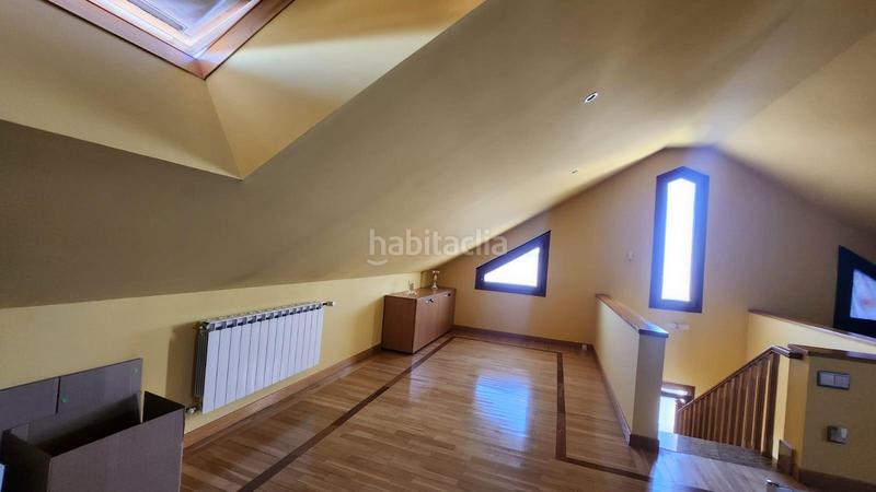 Foto d63df516-f576-47aa-a2bf-69430c36160c. Chalet impresionante chalet pareado , zona cuevas listo para entrar a vivir en Ciempozuelos
