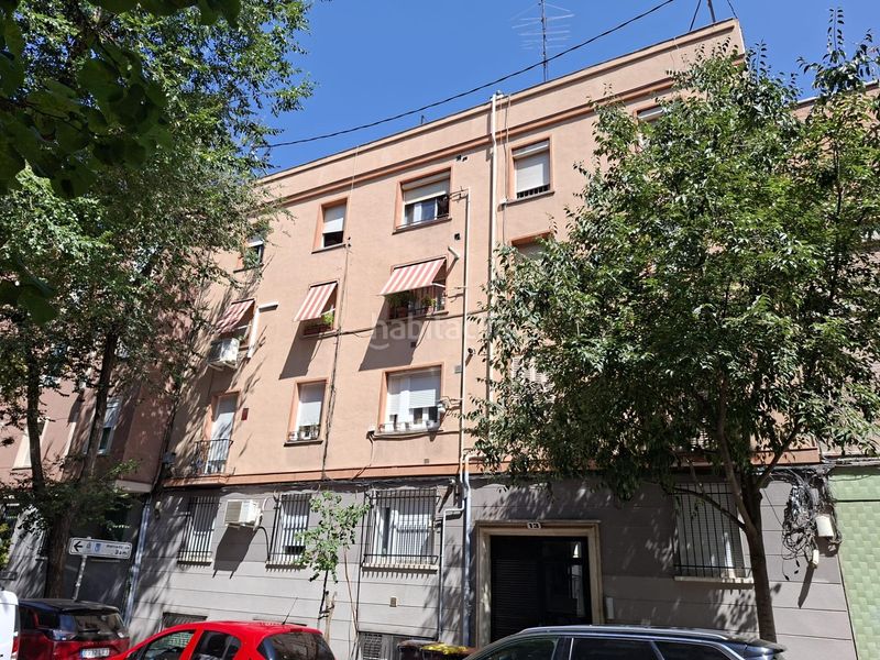 Foto 663b156e-0b66-486b-9bb0-70094609c332. Pis a calle benidorm 13 a Ventas Madrid