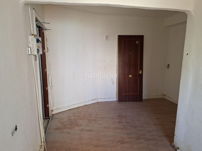 Foto 9091a358-9019-4771-b090-547bd7c5541b. Pis a calle benidorm 13 a Ventas Madrid