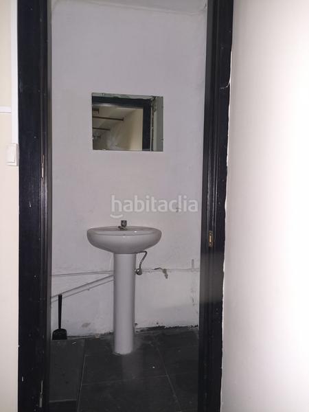 Foto 89c96615-a42b-4869-aec6-74bab48e53a9. Alquiler local comercial en calle conde de robledo 5 local comercial en alquiler zona Centro en Córdoba