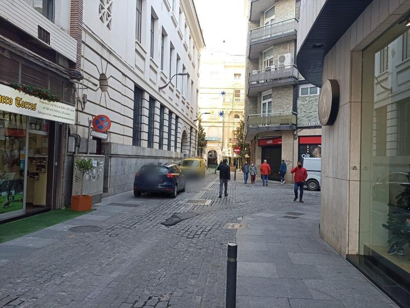 Foto adbba2a0-a53e-4f62-8584-9bbd4d6e8776. Lloguer local comercial a calle conde de robledo 5 a Córdoba
