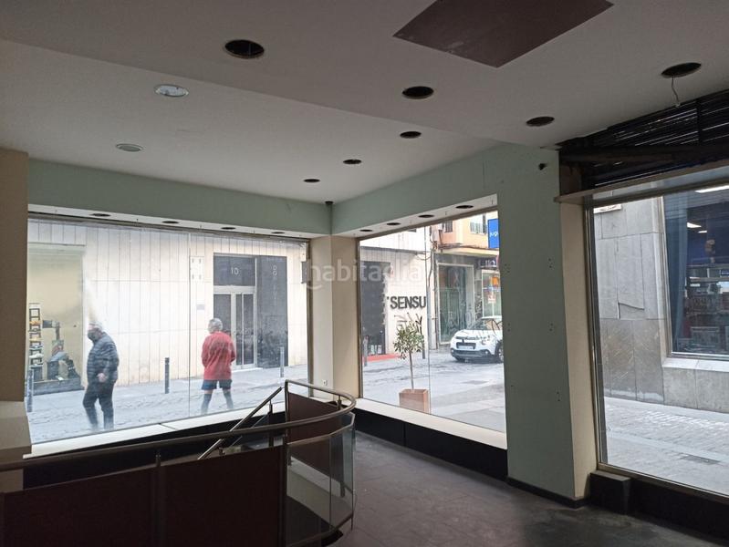 Foto bfad6f4d-08cf-44a7-9ee0-7da59dd71f43. Lloguer local comercial a calle conde de robledo 5 a Córdoba