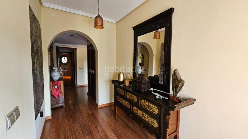 Foto 332dec14-7423-4a89-9bbd-68b776932c9e. Xalet amb calefacció aparcament piscina a Santa Maria de Trassierra Córdoba