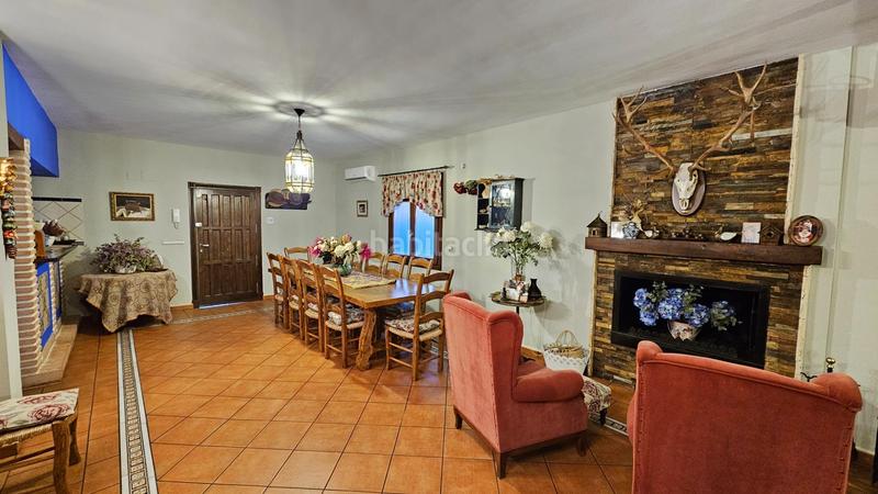 Foto 8dfbe1f1-ca0b-4594-aea2-ffe432f4cf12. Xalet amb calefacció aparcament piscina a Santa Maria de Trassierra Córdoba