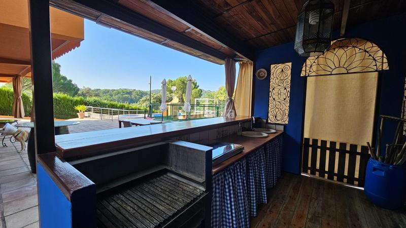 Foto a6270710-565f-4504-b2a3-8c10c2b69cad. Xalet amb calefacció aparcament piscina a Santa Maria de Trassierra Córdoba