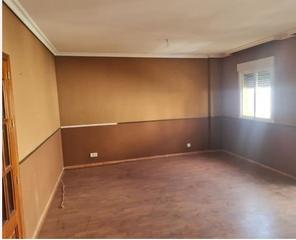 Pis a El Brillante -El Naranjo - El Tablero. Buen piso en venta con terraza y patio