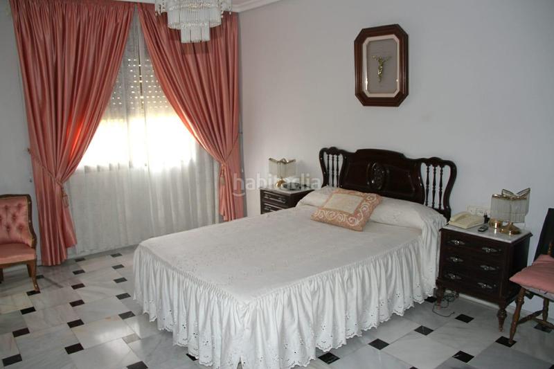 Foto 1f504942-c8a0-4de1-96f4-47cb4b0cdaf0. Chalet avec parking piscine dans El Brillante -El Naranjo - El Tablero Córdoba