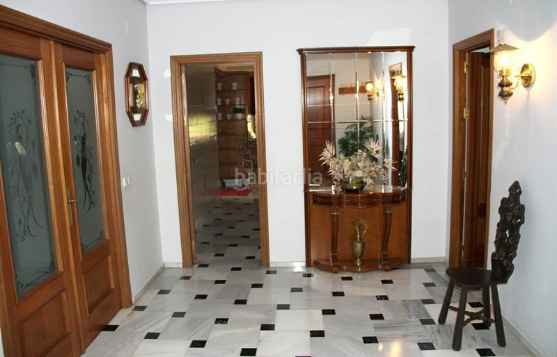 Foto bc235d23-2179-4e2f-be23-a1c43ba60ee2. Chalet avec parking piscine dans El Brillante -El Naranjo - El Tablero Córdoba