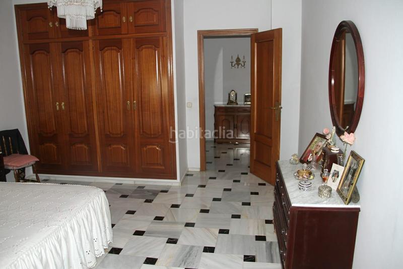 Foto d412d7b3-13b9-4a09-a4f9-47bb8f4acf3d. Chalet avec parking piscine dans El Brillante -El Naranjo - El Tablero Córdoba