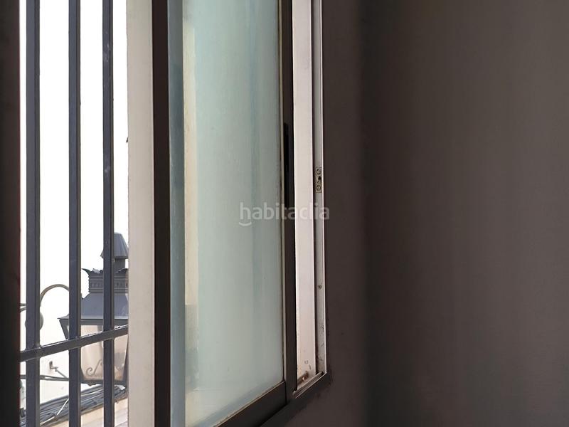 Foto b8cb3b20-73fb-4e6b-a977-469cb849a947. House with heating parking in casco histórico - ribera - san basilio Córdoba