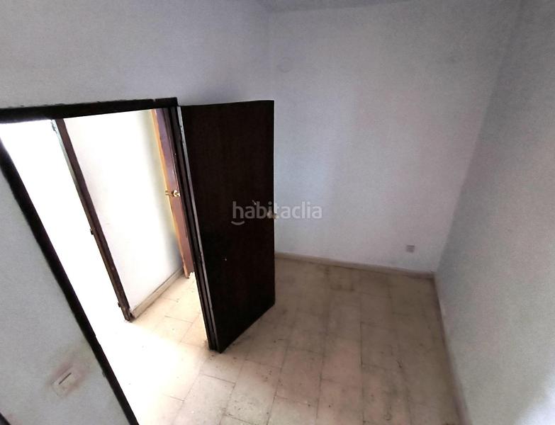 Foto e7033e55-e4ad-4a67-9bf1-805af1befa6b. House with heating parking in casco histórico - ribera - san basilio Córdoba