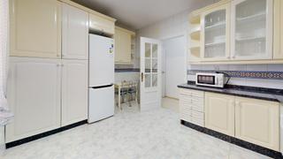 Pis a Centro. Magnifica vivienda situada en pleno centro de cordoba, con 5 dor