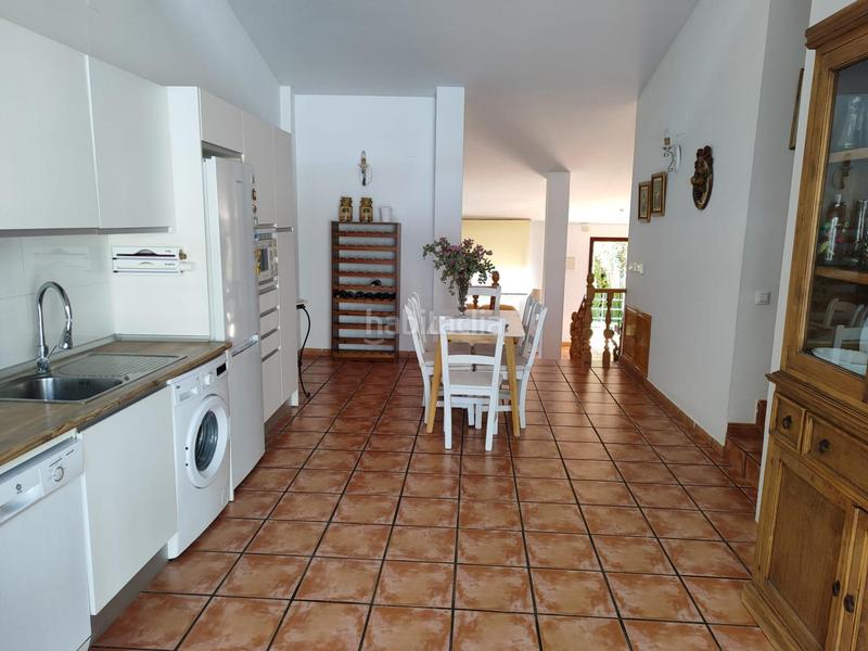 Foto 7770328b-4eac-4fa6-8e18-d2f856fccff8. Xalet amb piscina a El Brillante -El Naranjo - El Tablero Córdoba