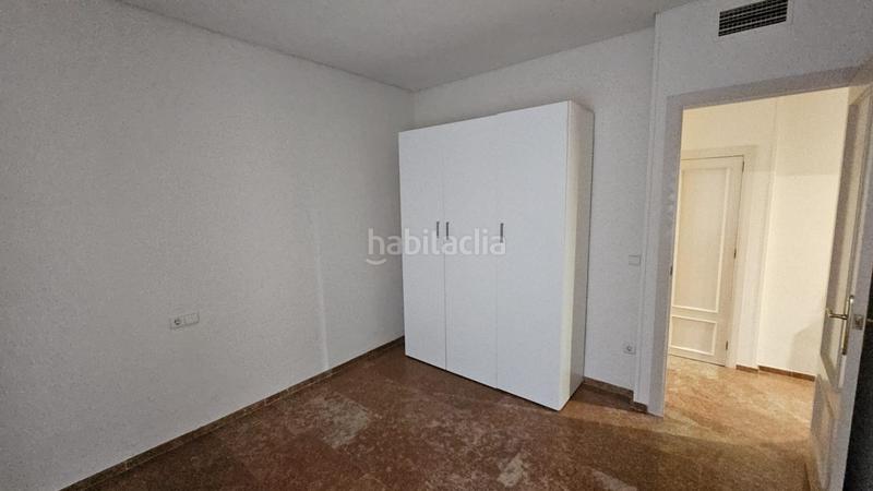 Foto f0c1f597-97ca-446b-b39b-363c0260bc43. Rent flat with parking in Centro Córdoba