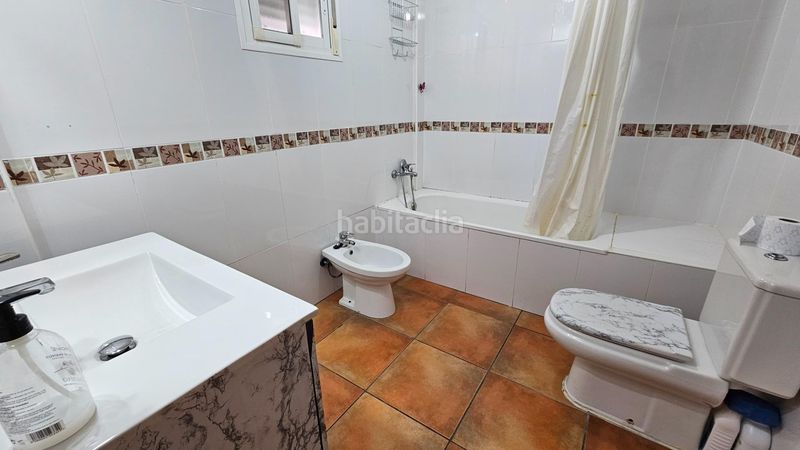 Foto 0a8b9e9f-9a52-4789-ad09-c0851261ed5a. Casa adosada vivienda adosada en la victoria córdoba en Victoria (La)