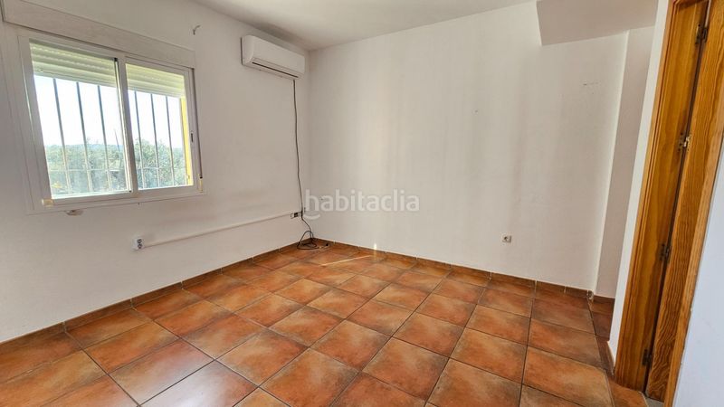 Foto 3476ad91-3979-47db-8e01-c780ed1ef1ea. Casa adosada vivienda adosada en la victoria córdoba en Victoria (La)