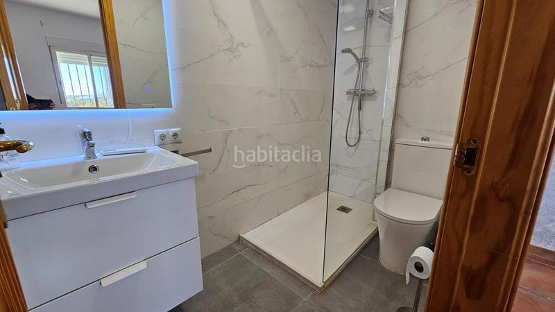 Foto af1482ab-e913-4d88-9739-b001408f613e. Casa adosada vivienda adosada en la victoria córdoba en Victoria (La)
