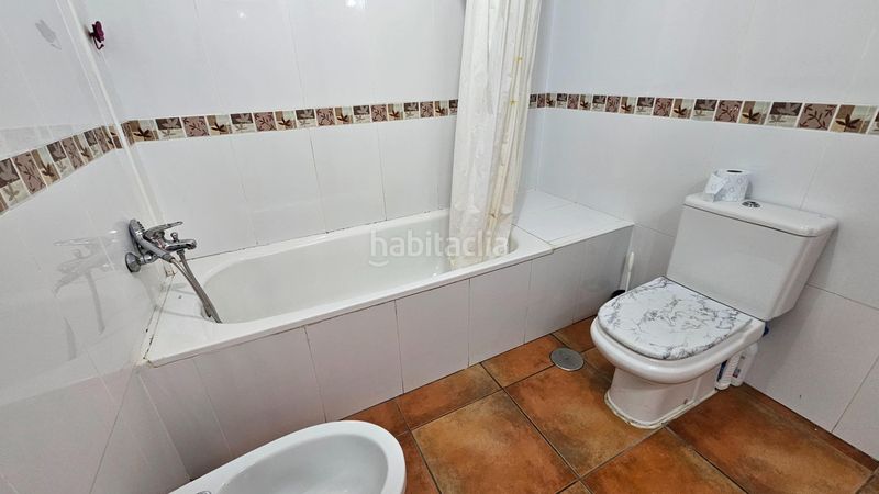 Foto b4a86c68-63ca-470a-a1eb-50cf2ae78e3a. Casa adosada vivienda adosada en la victoria córdoba en Victoria (La)
