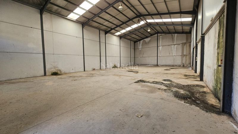 Foto 0d1ae011-8bc7-4d82-9fe0-3edc0f31f328. Alquiler nave industrial  en venta y alquielr en almodovar del rio en Almodóvar del Río