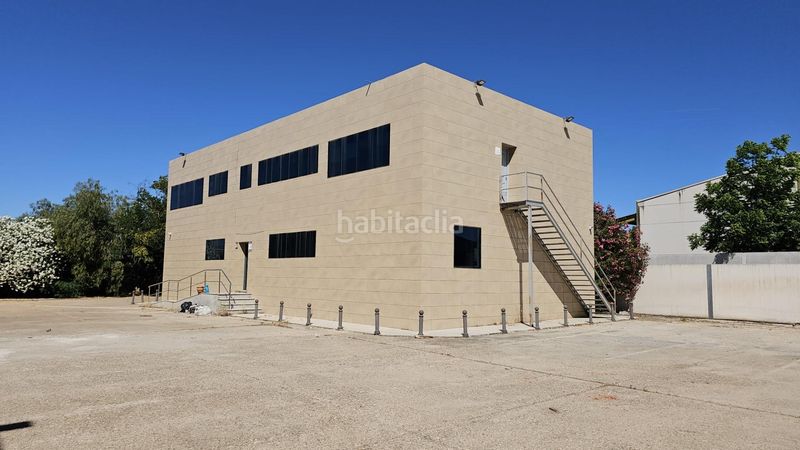 Foto 54e87ee8-0dd4-4f2b-b597-abe33b1eaefd. Alquiler nave industrial  en venta y alquielr en almodovar del rio en Almodóvar del Río