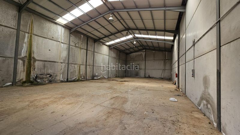Foto 9debba86-cb60-4263-b1bd-16f55d1f9157. Alquiler nave industrial  en venta y alquielr en almodovar del rio en Almodóvar del Río