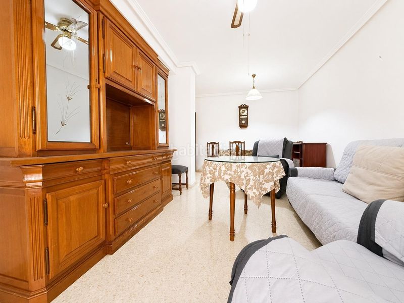 Foto 47aa8b5d-c610-42ca-b302-74e2708a9294. Planta baja listo para entrar a vivir bajo adaptado, amueblado, con vestidor, garaje y trastero en Montoro