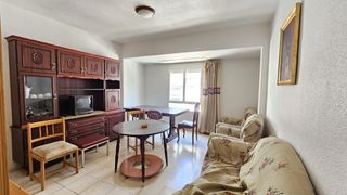 Pis a Ciudad Jardín - Zoco. Vivienda de 4 dormitorios en venta, próxima a medina azahara