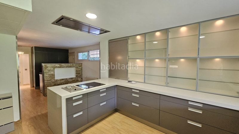 Foto f1e6741f-bd9a-423a-b5a9-6a25289a9b9a. Alquiler chalet  en alquiler en El Brillante -El Naranjo - El Tablero Córdoba
