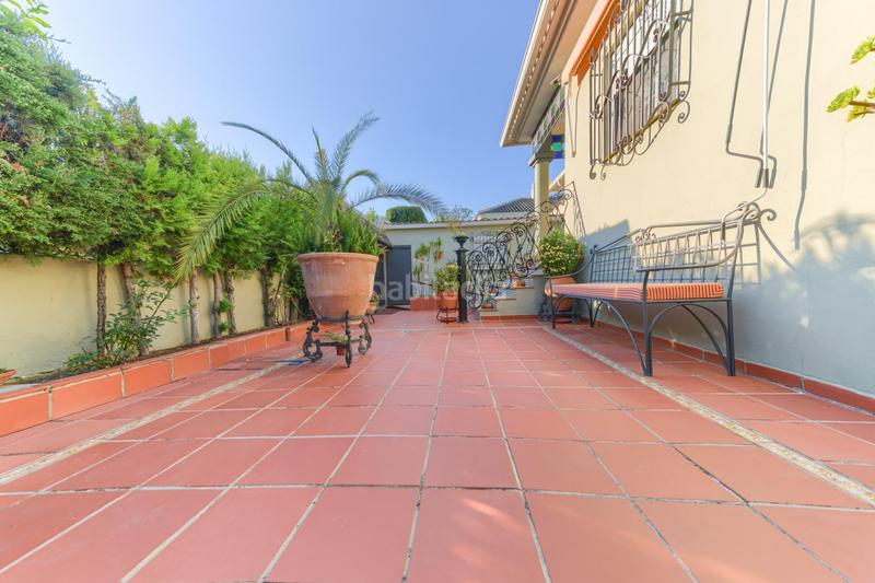 Foto 05ccbaf7-3842-46a3-b44d-c2bb9fbd134d. Xalet amb aparcament piscina a Espartinas pueblo Espartinas