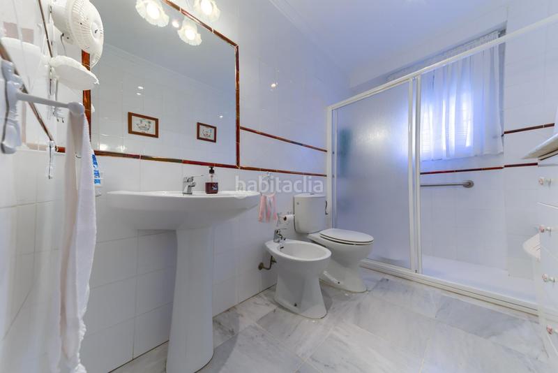 Foto 6e145d72-d28c-4de7-a04a-62097dabdedf. Xalet amb aparcament piscina a Espartinas pueblo Espartinas