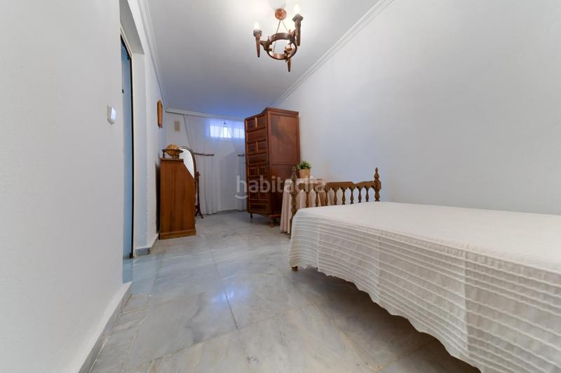 Foto 909bf3fb-fb02-42ef-b019-77812d69de21. Xalet amb aparcament piscina a Espartinas pueblo Espartinas