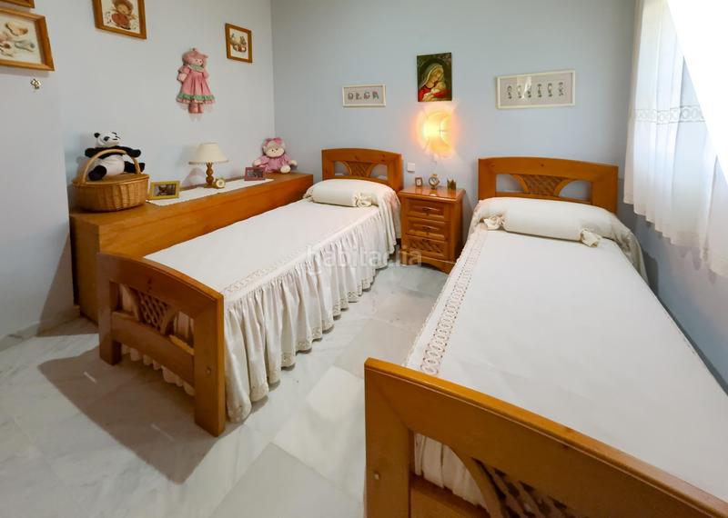 Foto 9e5379d5-d6ad-4575-95a9-c5f36e1e1726. Xalet amb aparcament piscina a Espartinas pueblo Espartinas