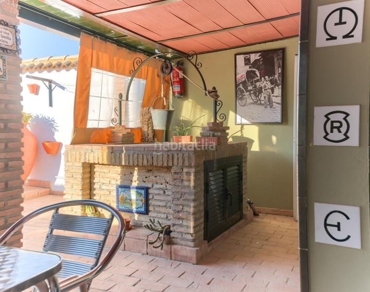 Foto b2e89031-6b53-4268-bd4b-39f794251bf9. Xalet amb aparcament piscina a Espartinas pueblo Espartinas