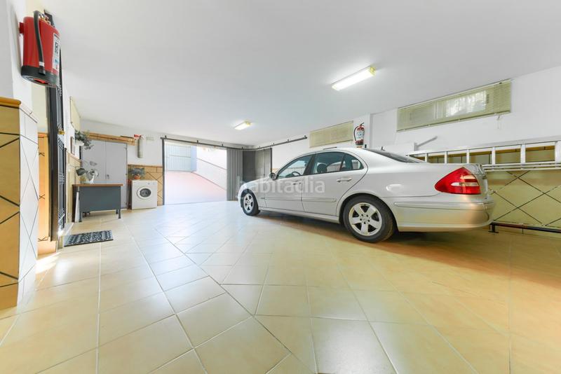 Foto ba4c8601-58e4-4fc1-a4b8-4b224a12ff44. Xalet amb aparcament piscina a Espartinas pueblo Espartinas