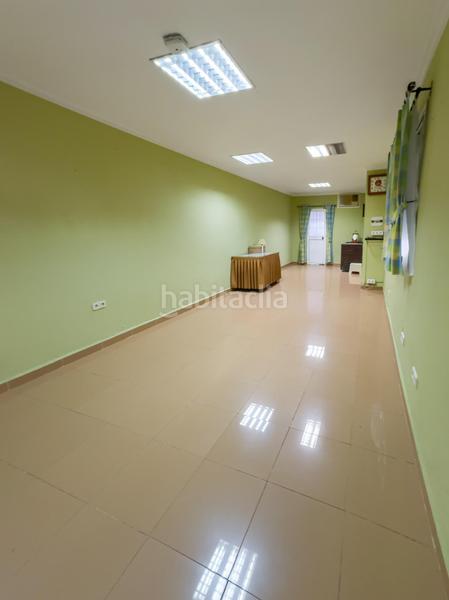 Foto d46dc3c4-a068-443a-9b1e-d70e71e2adfe. Xalet amb aparcament piscina a Espartinas pueblo Espartinas